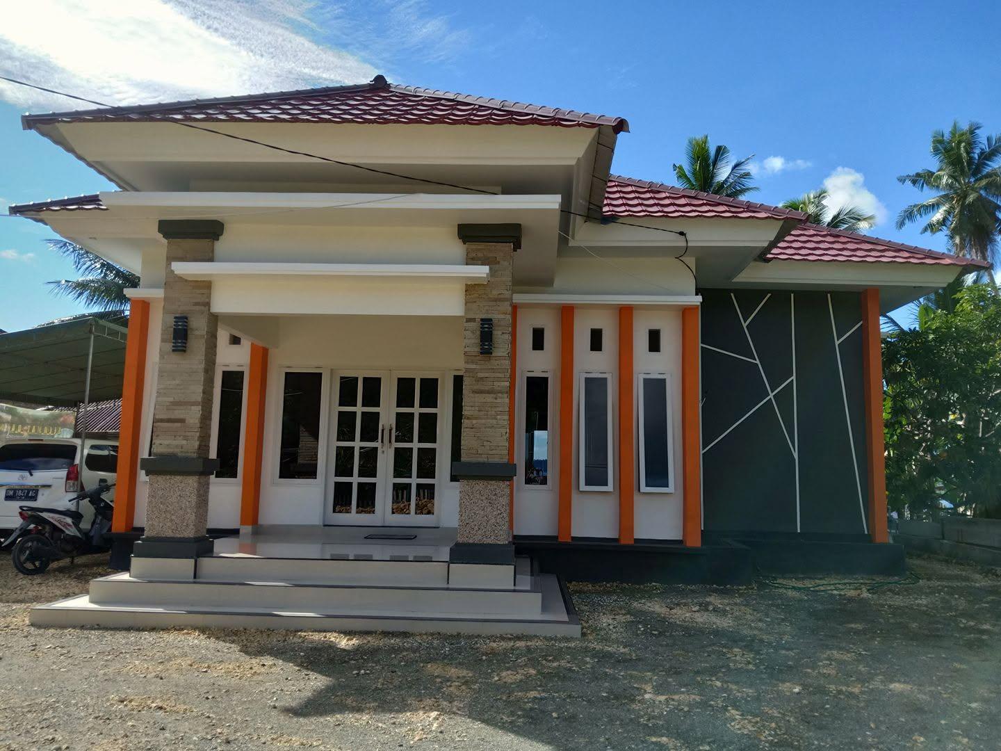 Hotel Anugerah Wakai – front facade (hotel's own 2018 photo; the building has since gained a second storey)