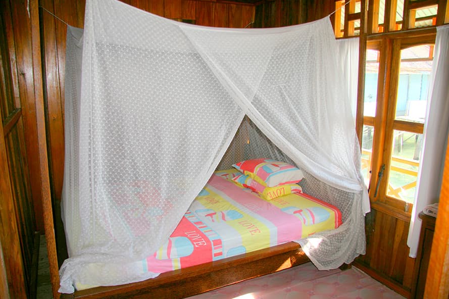 Losmen Togean Wisata – simple bedroom