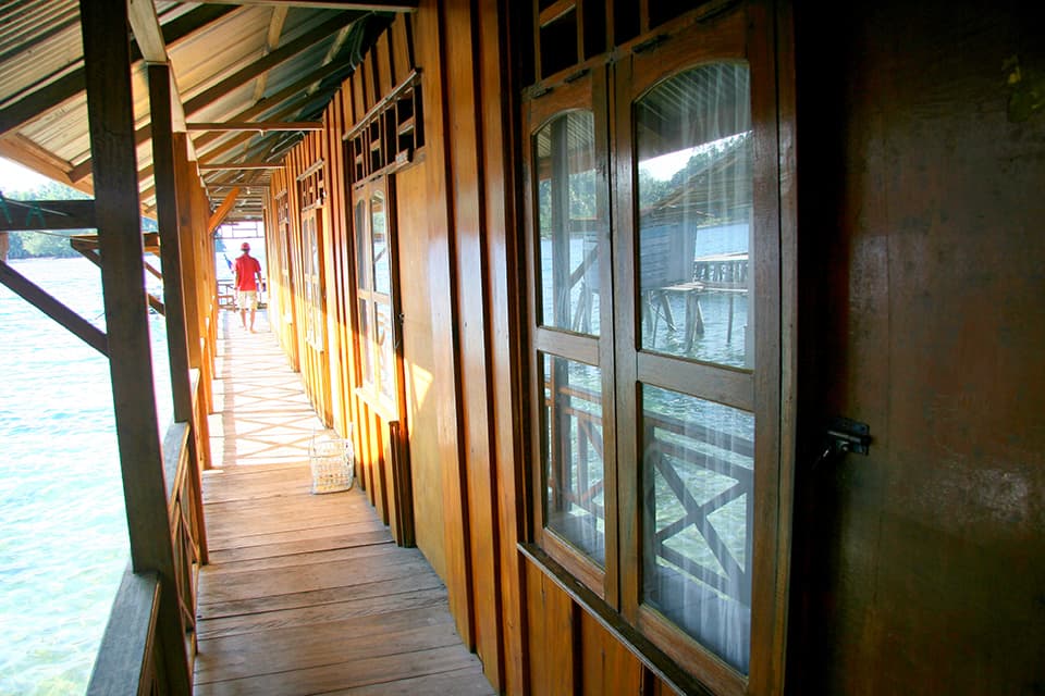 Losmen Togean Wisata – guest rooms exterior in Katupat village