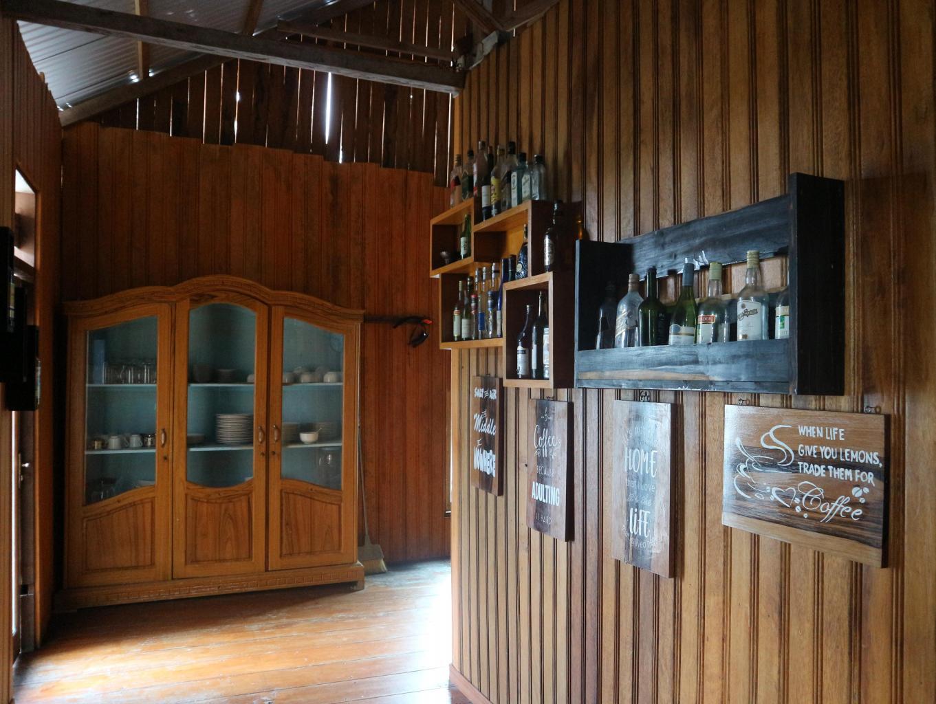 Pulau Papan Village Homestays – homestay room with single beds