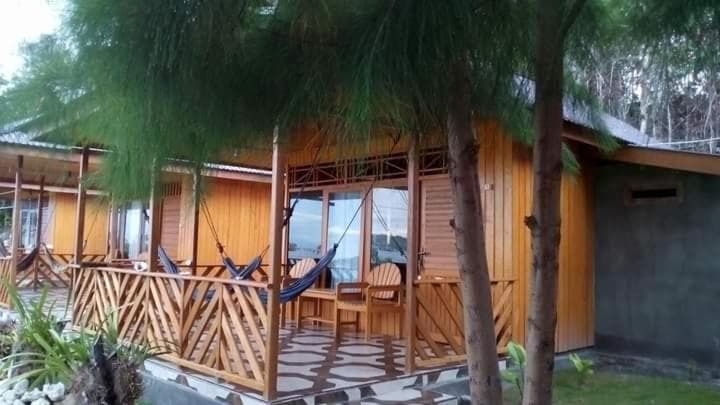 Lestari Cottages – superior bungalow